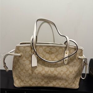 new coach Drawstring Carryall tote with signature canvas chalk